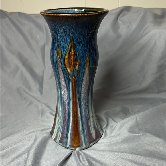 Bill Cambell Lotus Art Pottery Vase Artistic Blue and Brown Ceramic Vase.